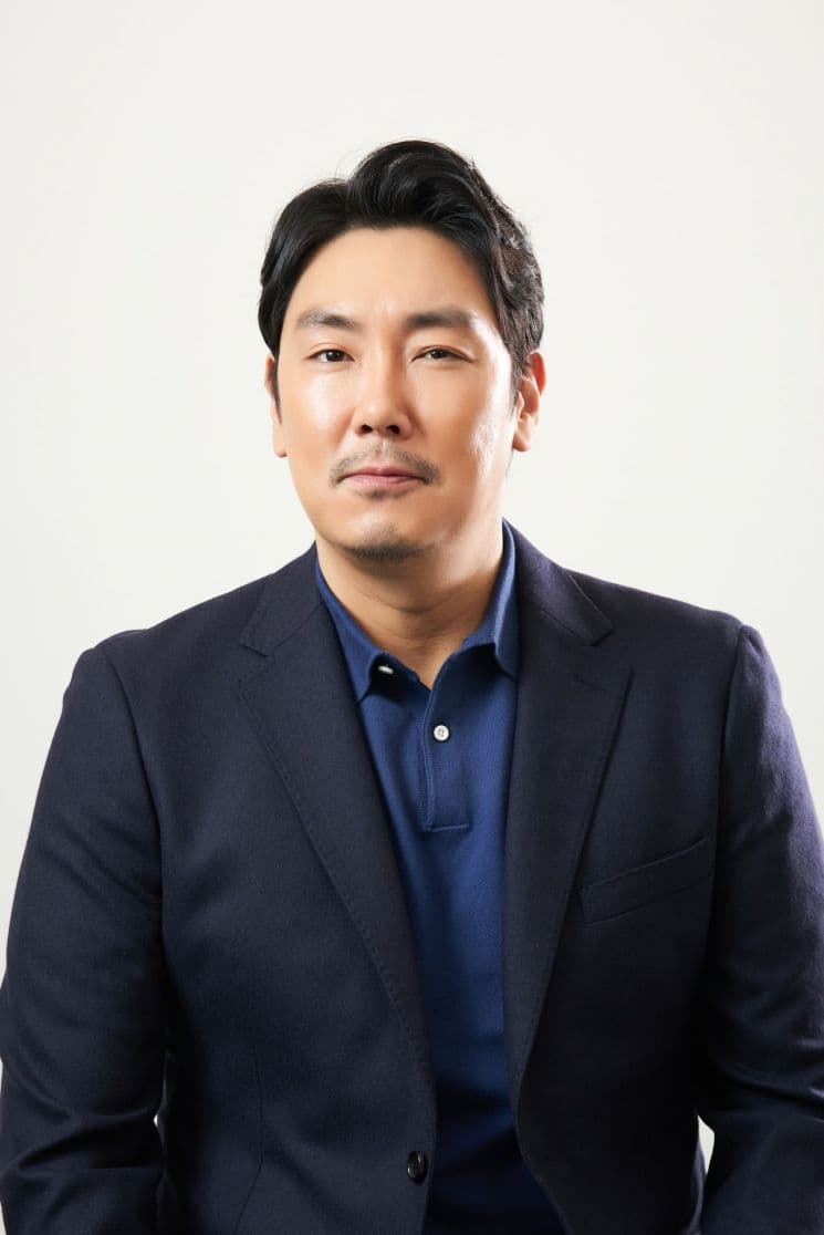 Cho Jin Woong’s Lawyer Sues Reporters for Leaking His Juvenile Criminal Record Following His Sudden Retirement