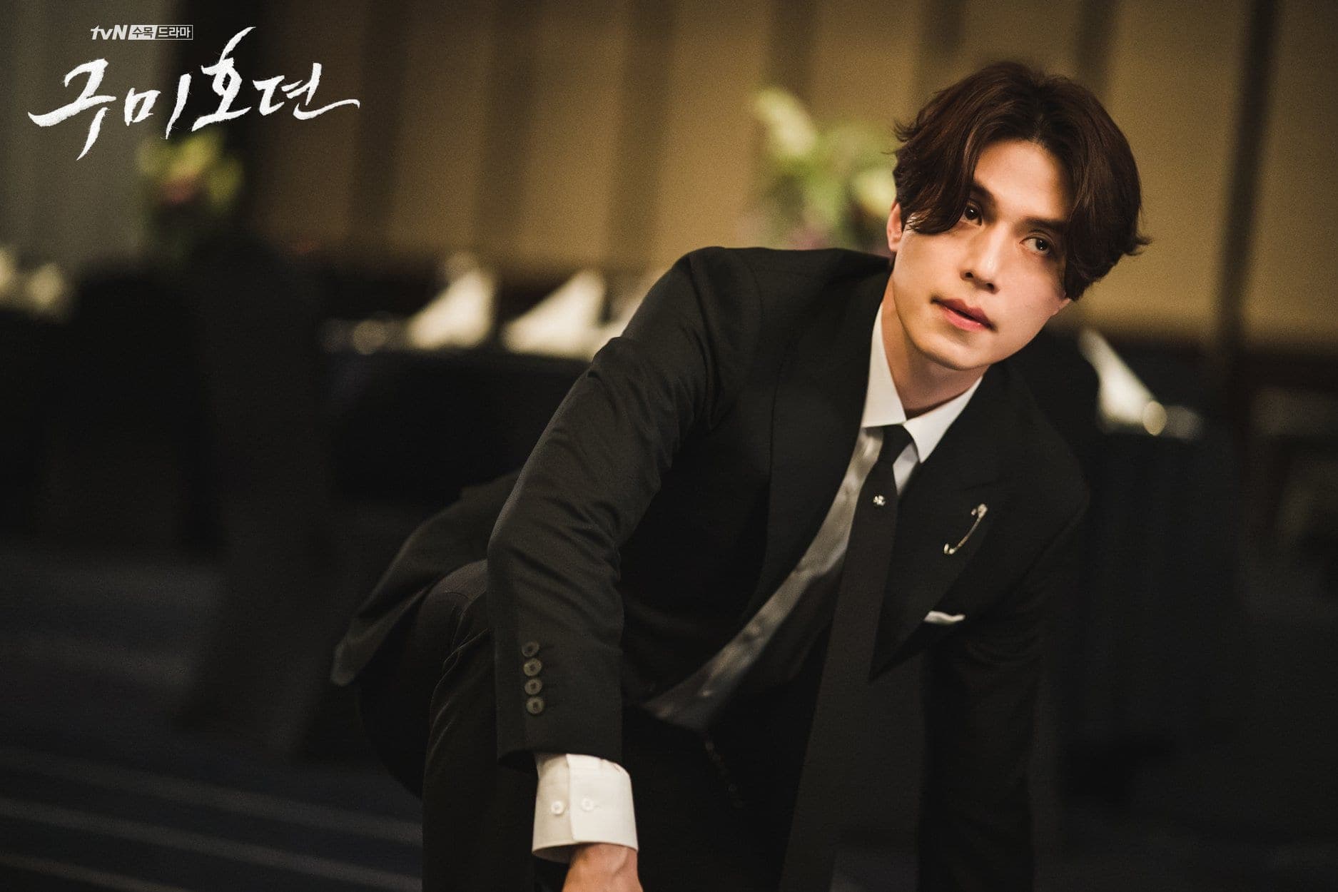 Replay the Classic K-Drama: Before Lee Dong Wook Turned Into One Sexy Gumiho, He Was One Sexy Grim Reaper in &#8216;Goblin&#8217;