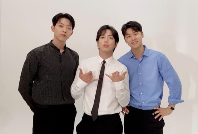 All Three Members of CNBLUE Renew Their Contract with FNC Entertainment