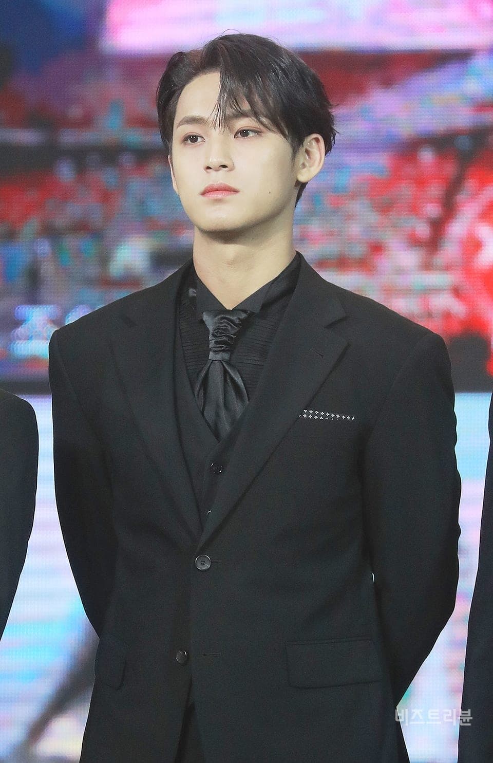 Pledis Releases Statement Regarding Mingyu Bullying a Disabled Student