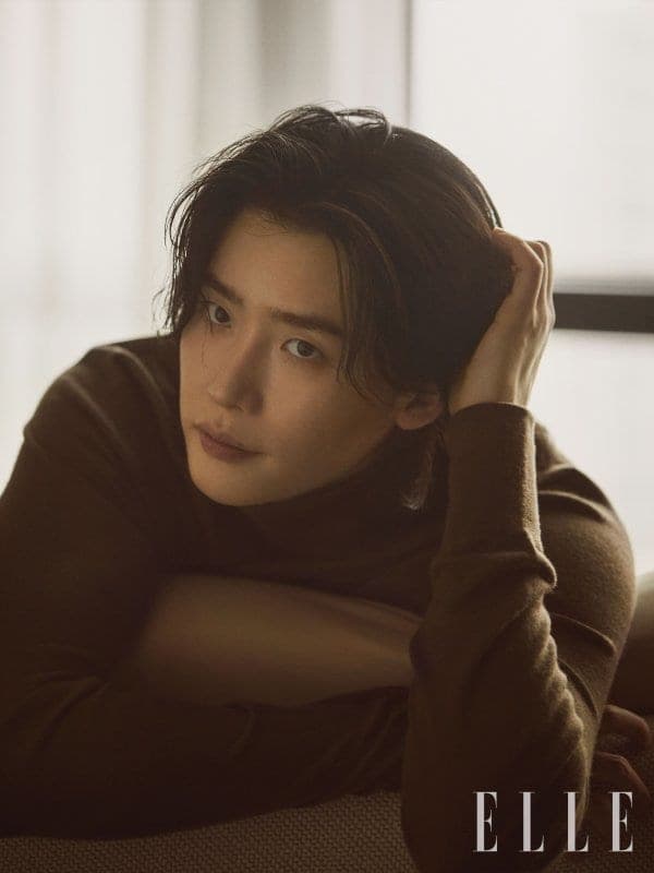 Lee Jong Suk Says He’s Letting His Hair Grow for ‘The Witch: Part 2’