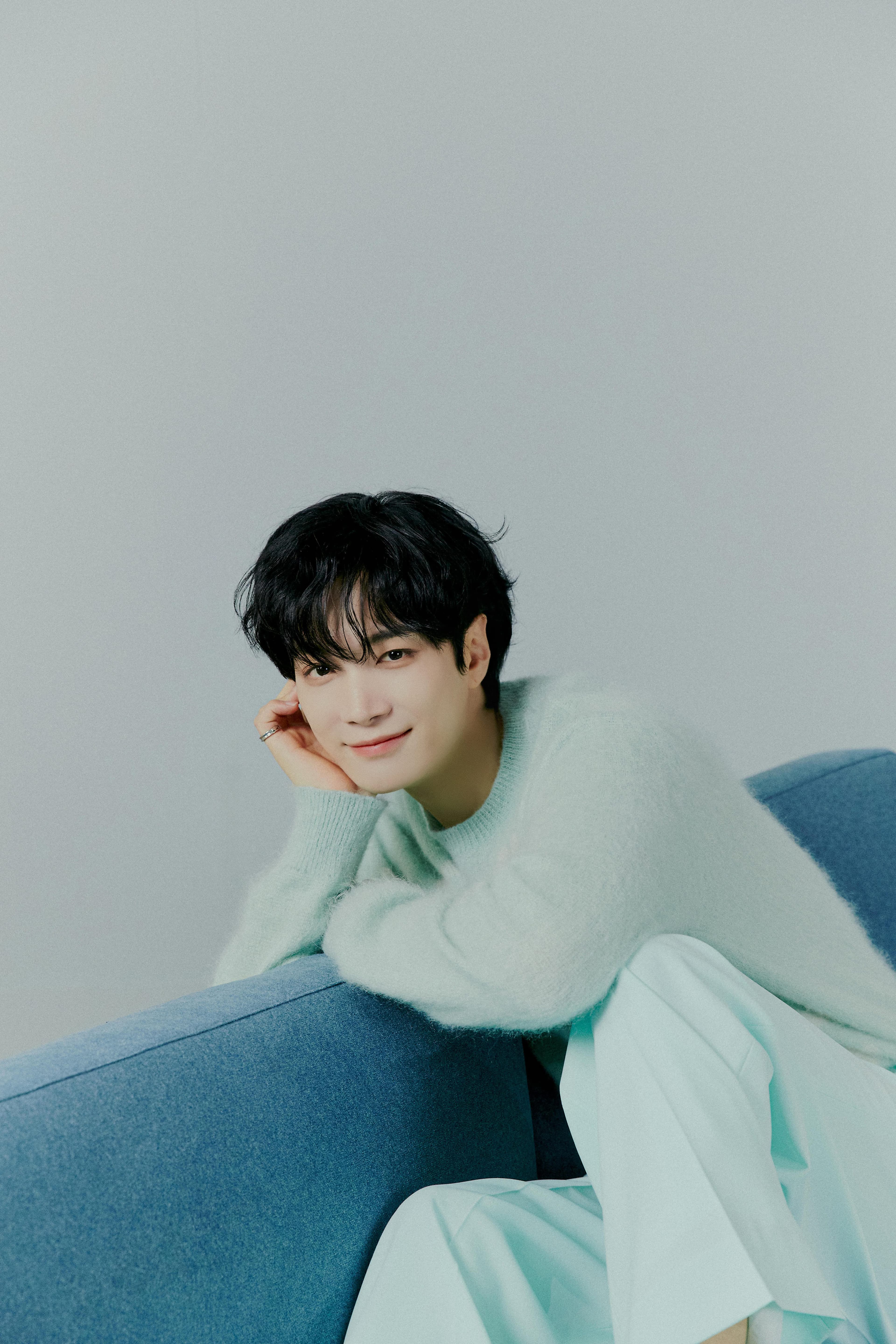 Exclusive Interview: Kim Jonghyeon Talks Life After NU&#8217;EST + &#8216;Brilliant Seasons&#8217; Solo Album