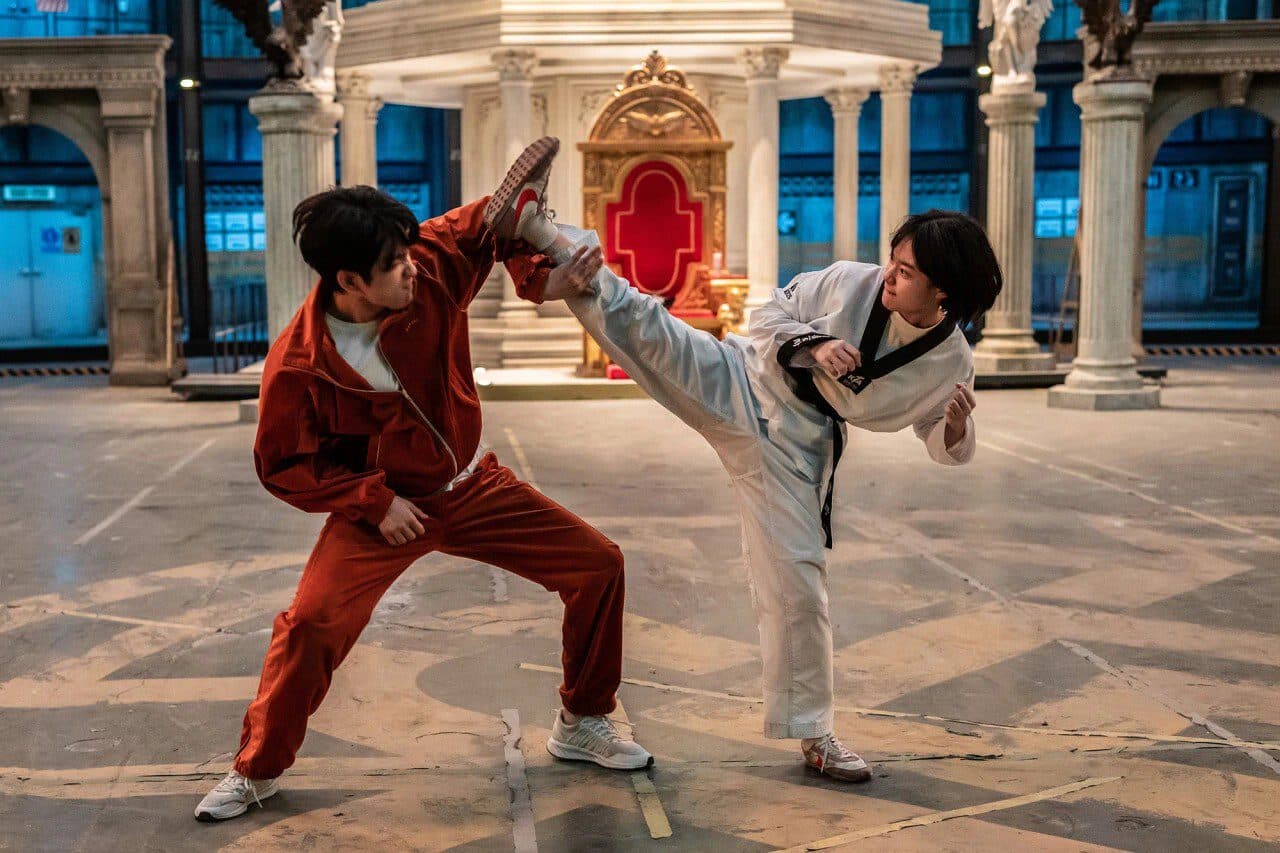 Here&#8217;s Everything We Know About Korean Superheroes Before &#8216;HI-FIVE&#8217;