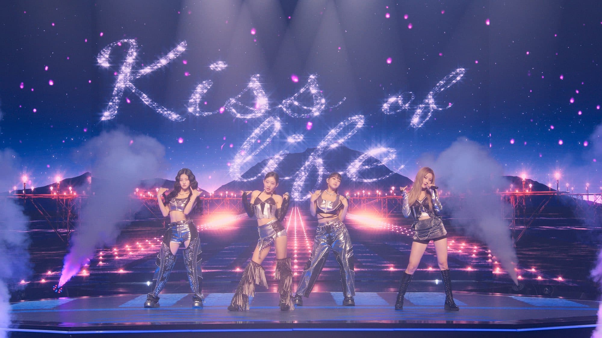 How Are Fans Reacting To &#8216;K-POPPED&#8217; &#8211; Culture Phenomenon or Cash-Grab Concept?