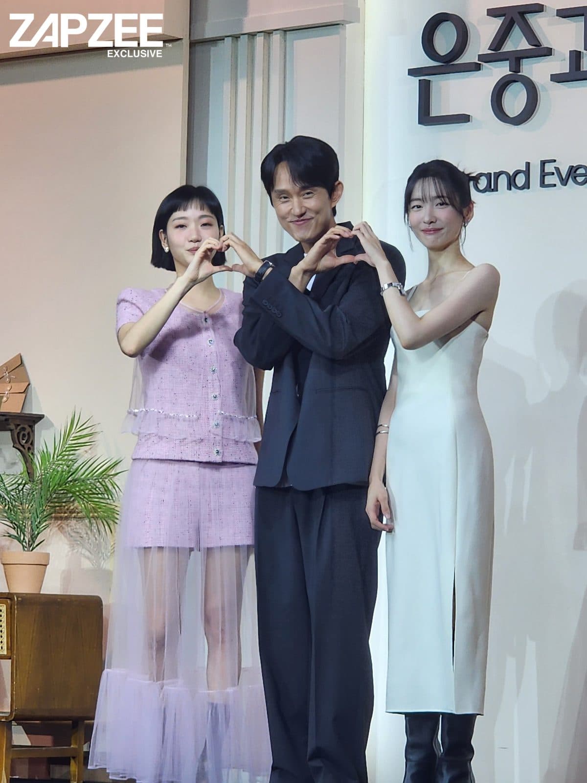Kim Go Eun Shares What She Resents Most About Park Ji Hyun for &#8216;You and Everything Else&#8217;