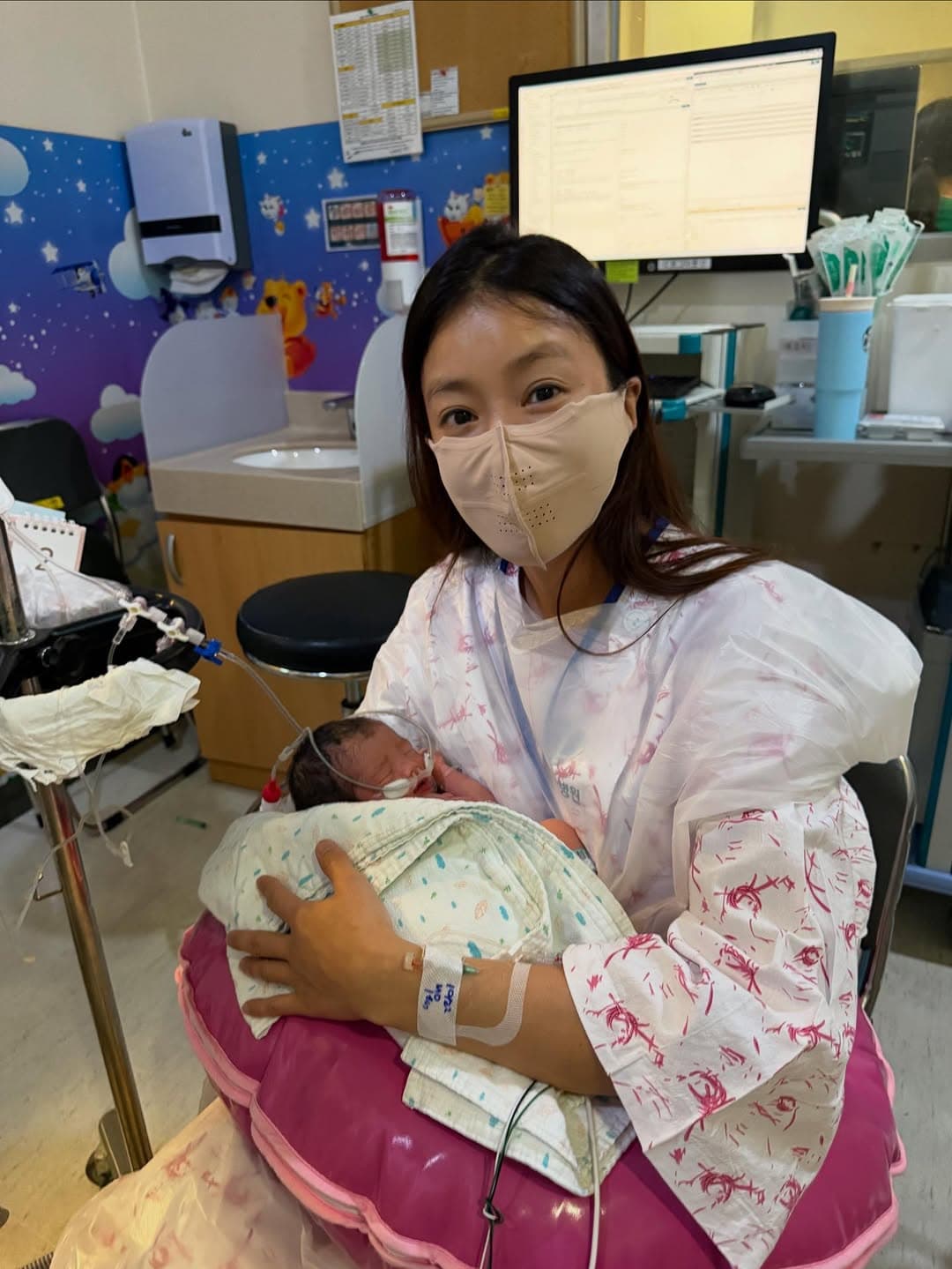 Does Lee Si Young&#8217;s Second Child Have Claim to Ex-Husband&#8217;s Estate? Legal Expert Answers