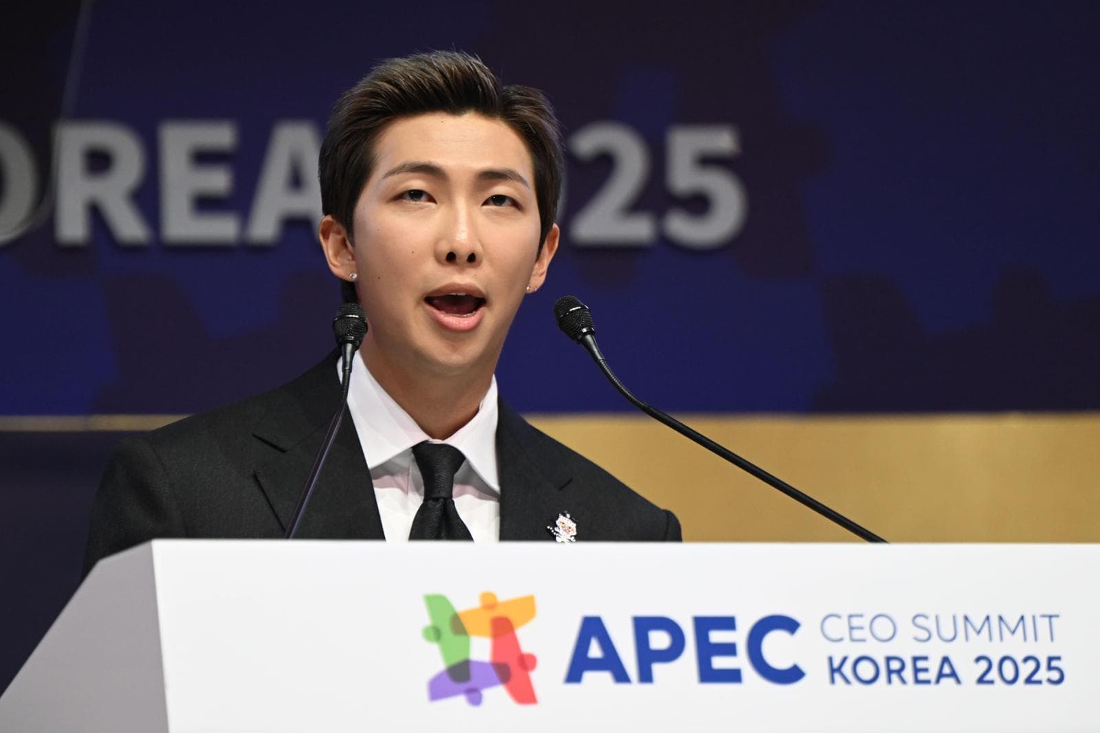 RM Highlights Diversity and Korean Identity in APEC Speech: &#8216;K-Pop Is More Than a Genre&#8217;