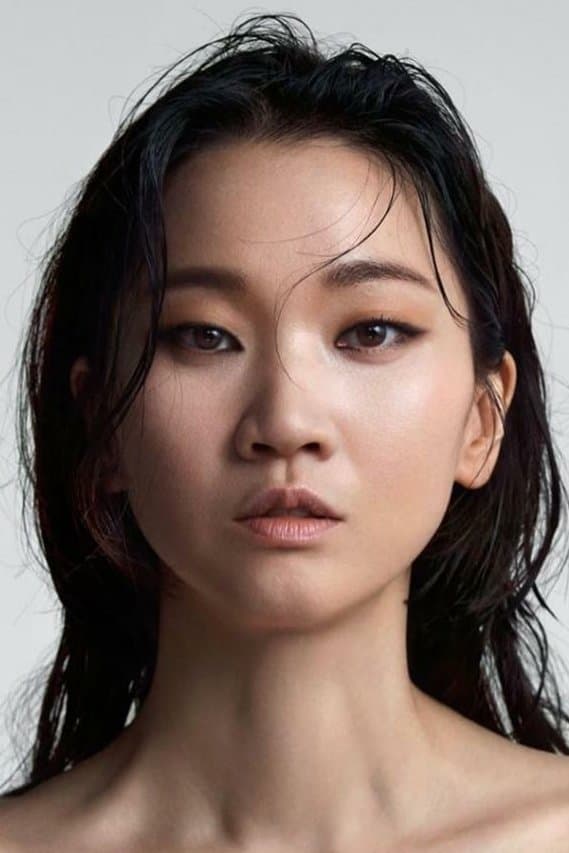 Jang Yoon-ju Profile Photo
