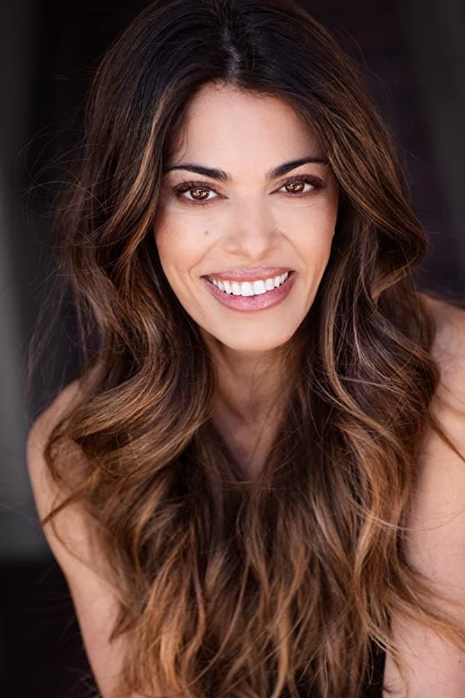 Lindsay Hartley Profile Photo