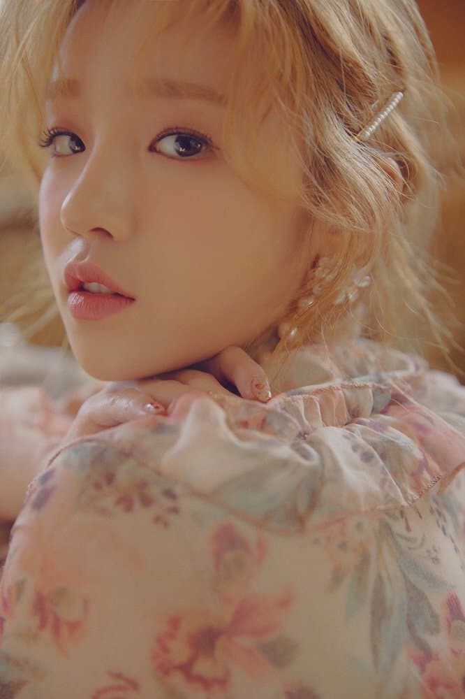 Song Yuqi Profile Photo