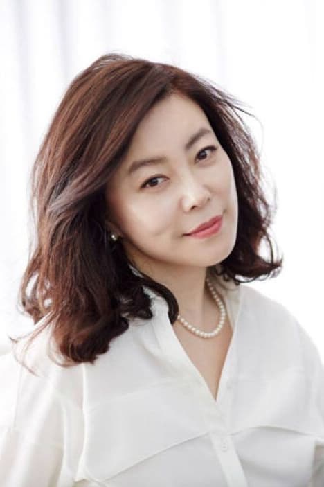 Choi Hwa-jeong Profile Photo