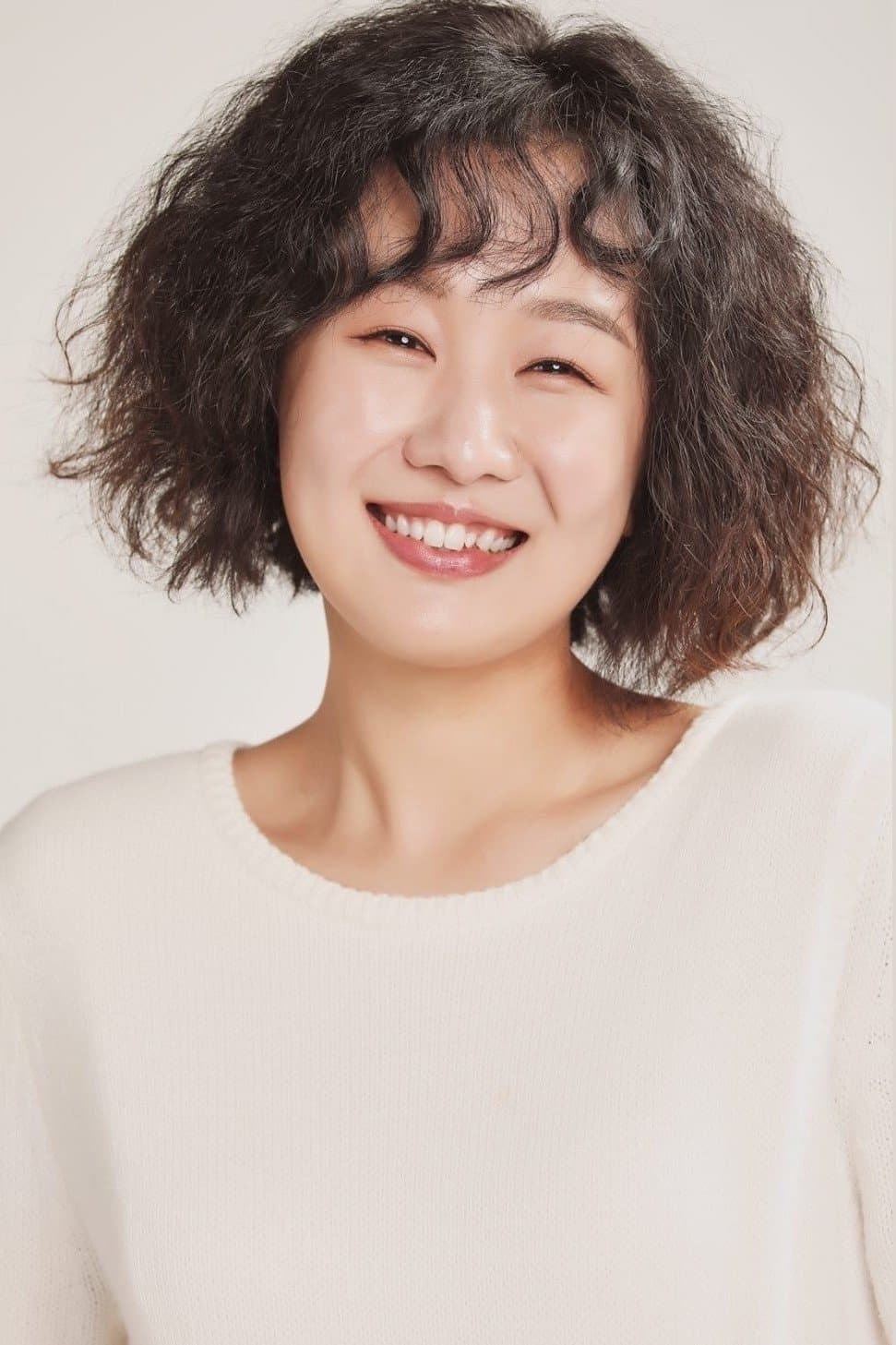 Jeong Ji-an Profile Photo