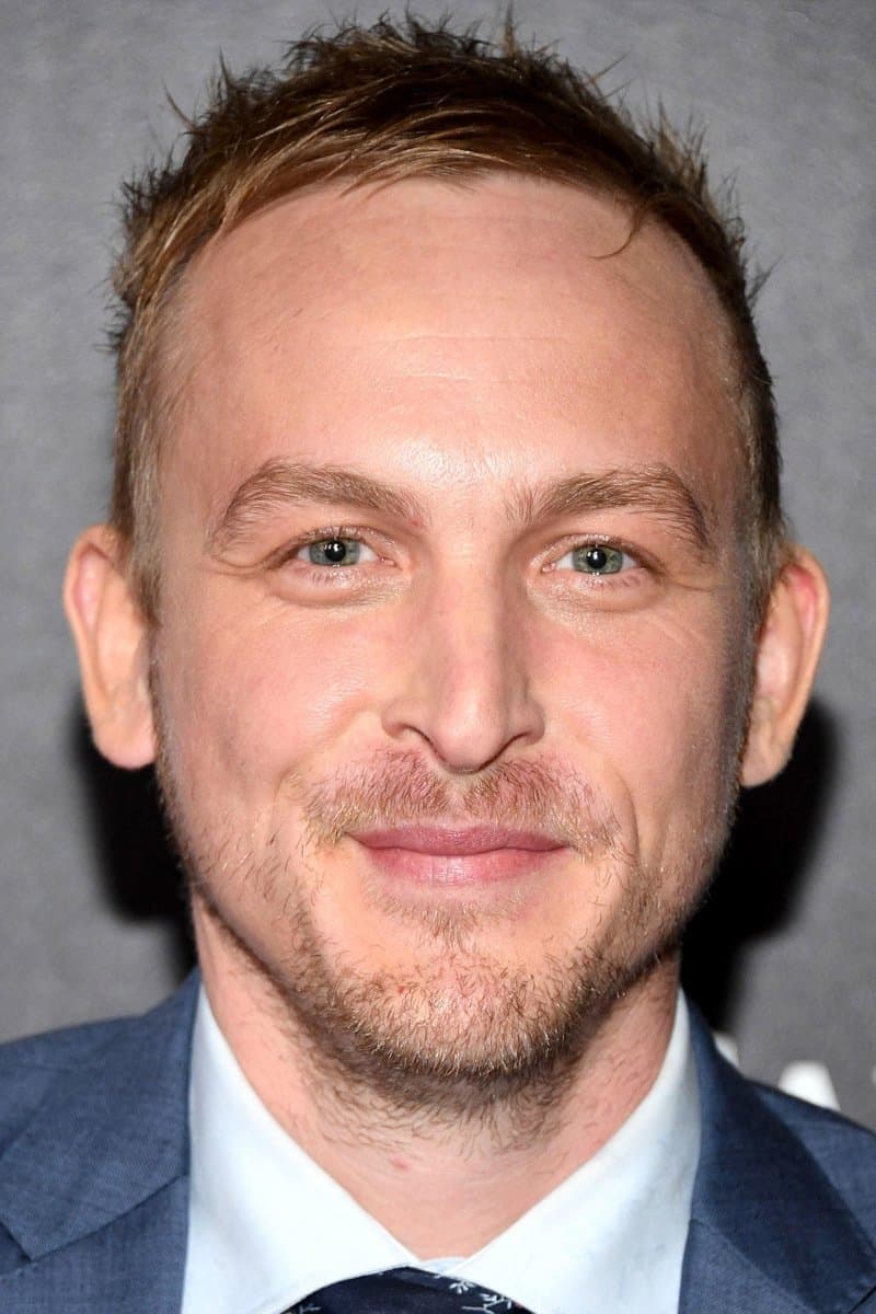 Robin Lord Taylor Profile Photo