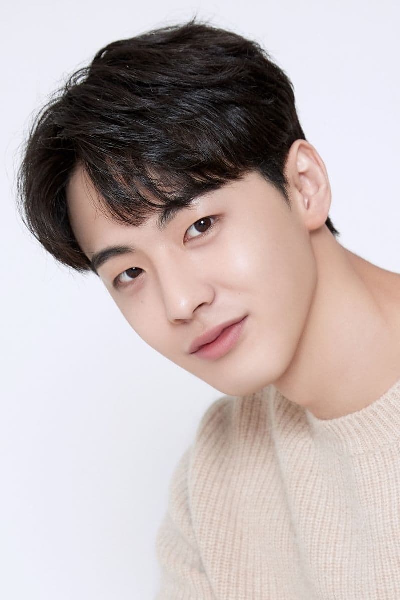 Kim Hyun-jin Profile Photo
