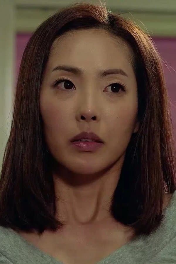 Kim Soo-ji Profile Photo