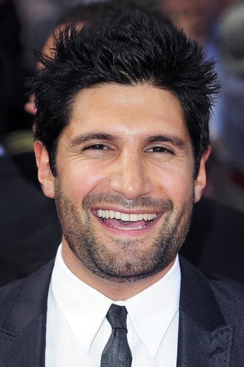 Kayvan Novak Profile Photo