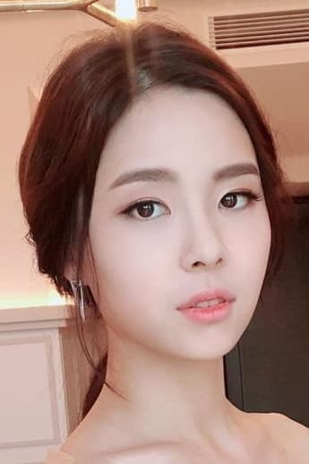 Kim Sae-yeon Profile Photo