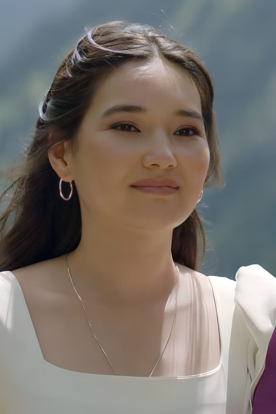 Adina Bazhan Profile Photo