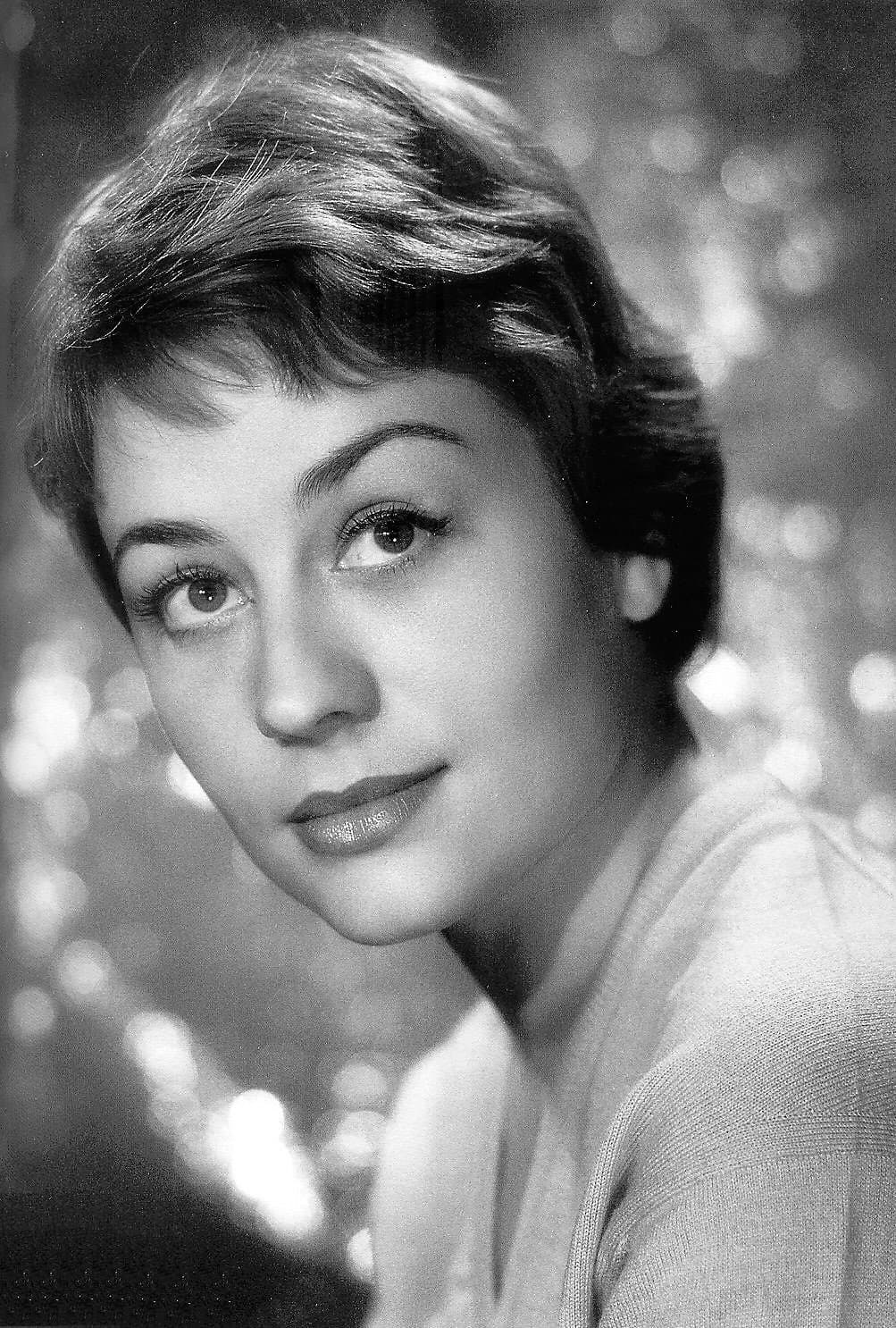 Annie Girardot Profile Photo