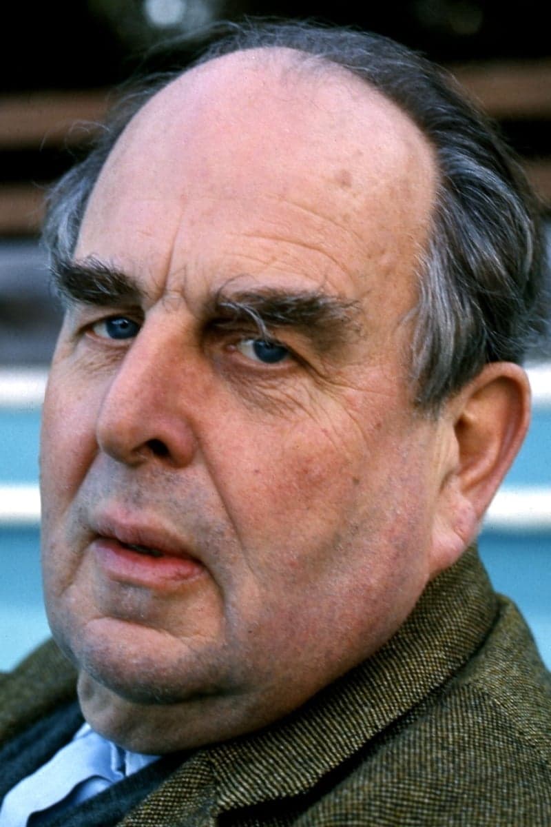 Robert Morley Profile Photo