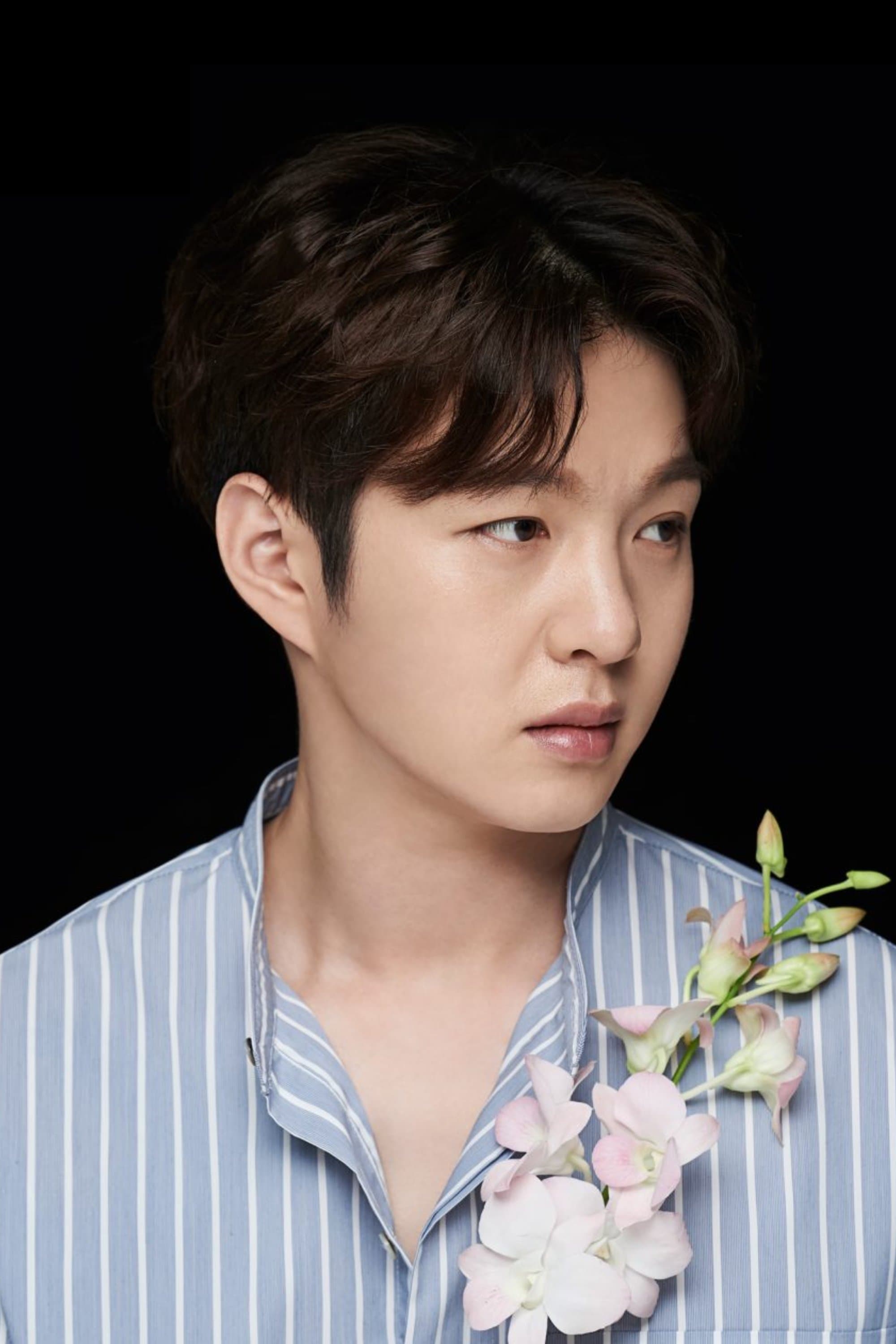 Lee Chang-sub Profile Photo