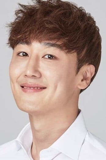 Yoon Jin-young Profile Photo