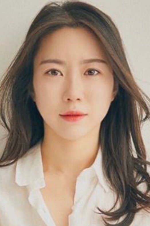 Lee Si-young Profile Photo
