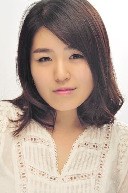 Son Hwa Ryung Profile Photo