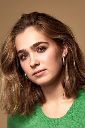 Haley Lu Richardson Profile Photo