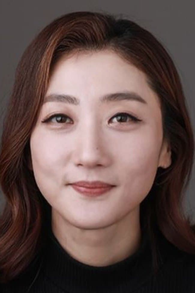 Choi Jung-hwa Profile Photo