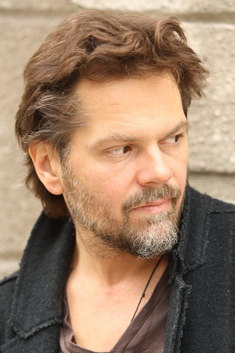Florin Piersic Jr. Profile Photo