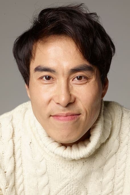 Min Moo-je Profile Photo