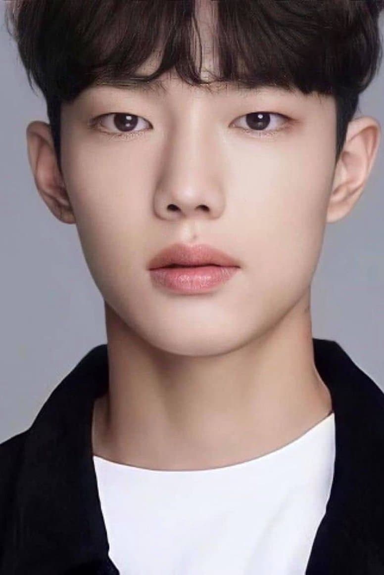 Cho Jun-young Profile Photo