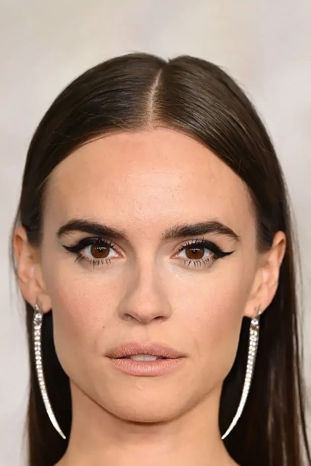 Ema Horvath Profile Photo
