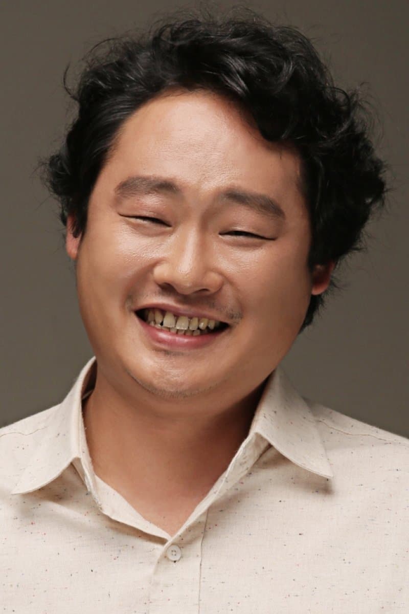Lee Yoo-jun Profile Photo