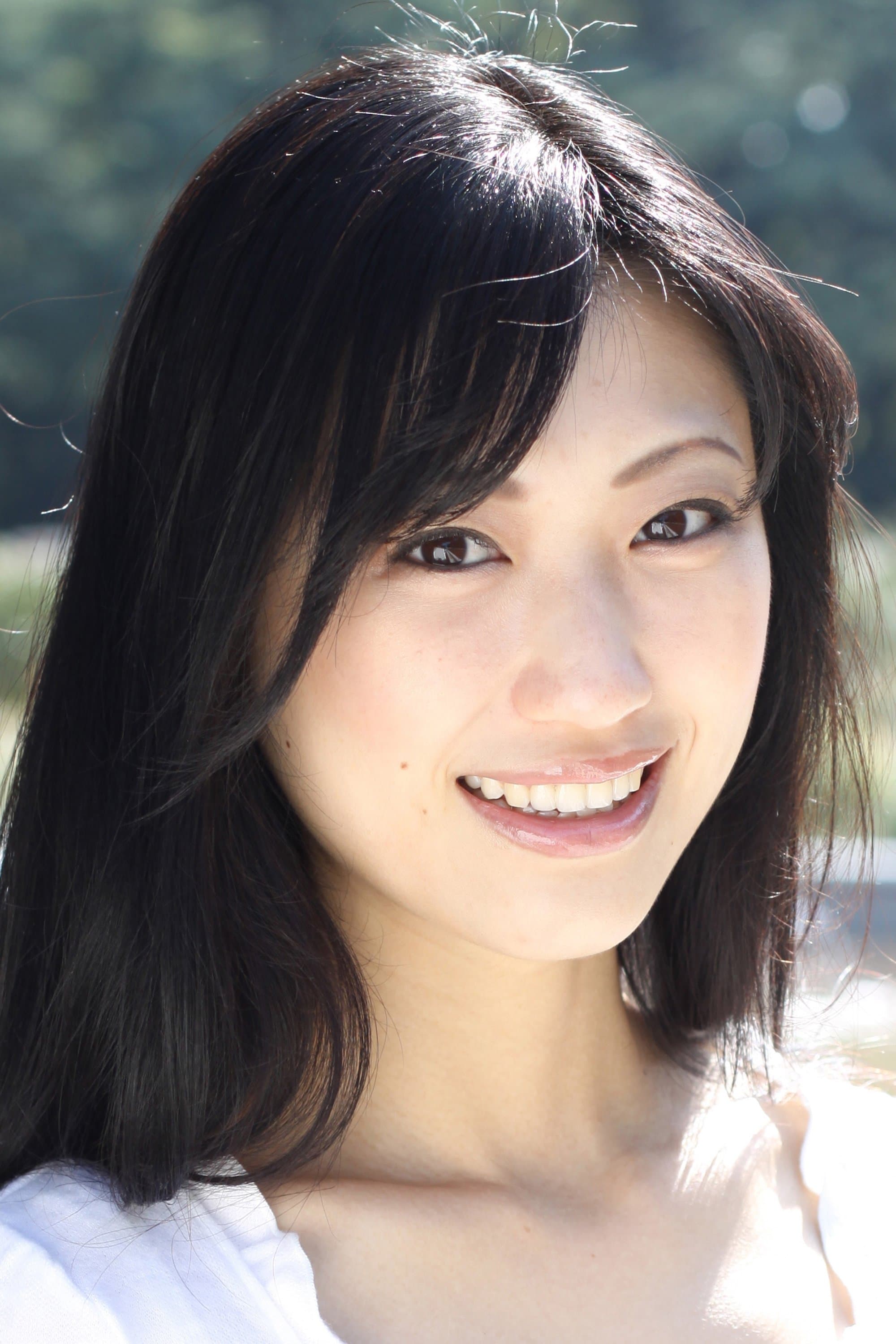Mitsu Dan Profile Photo