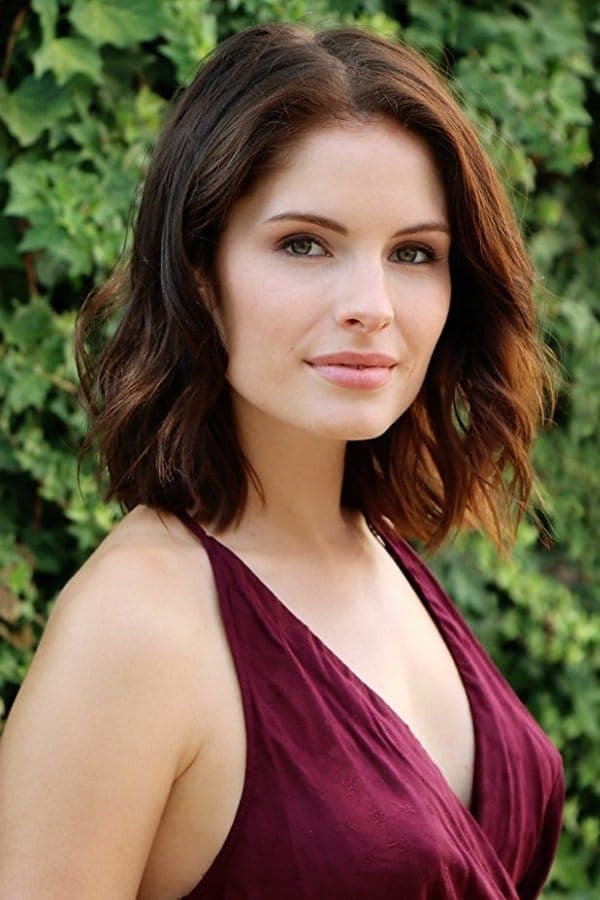 Olivia Grace Applegate Profile Photo