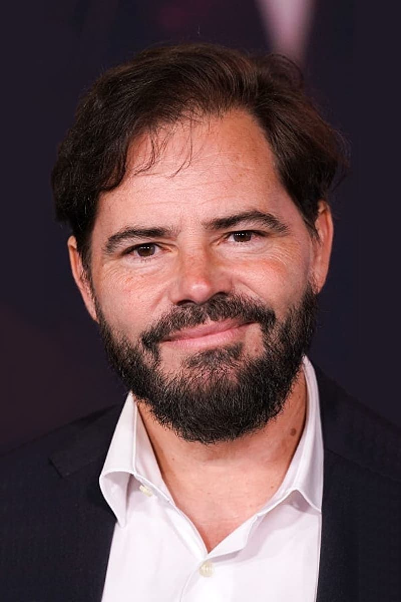 Peter Craig Profile Photo
