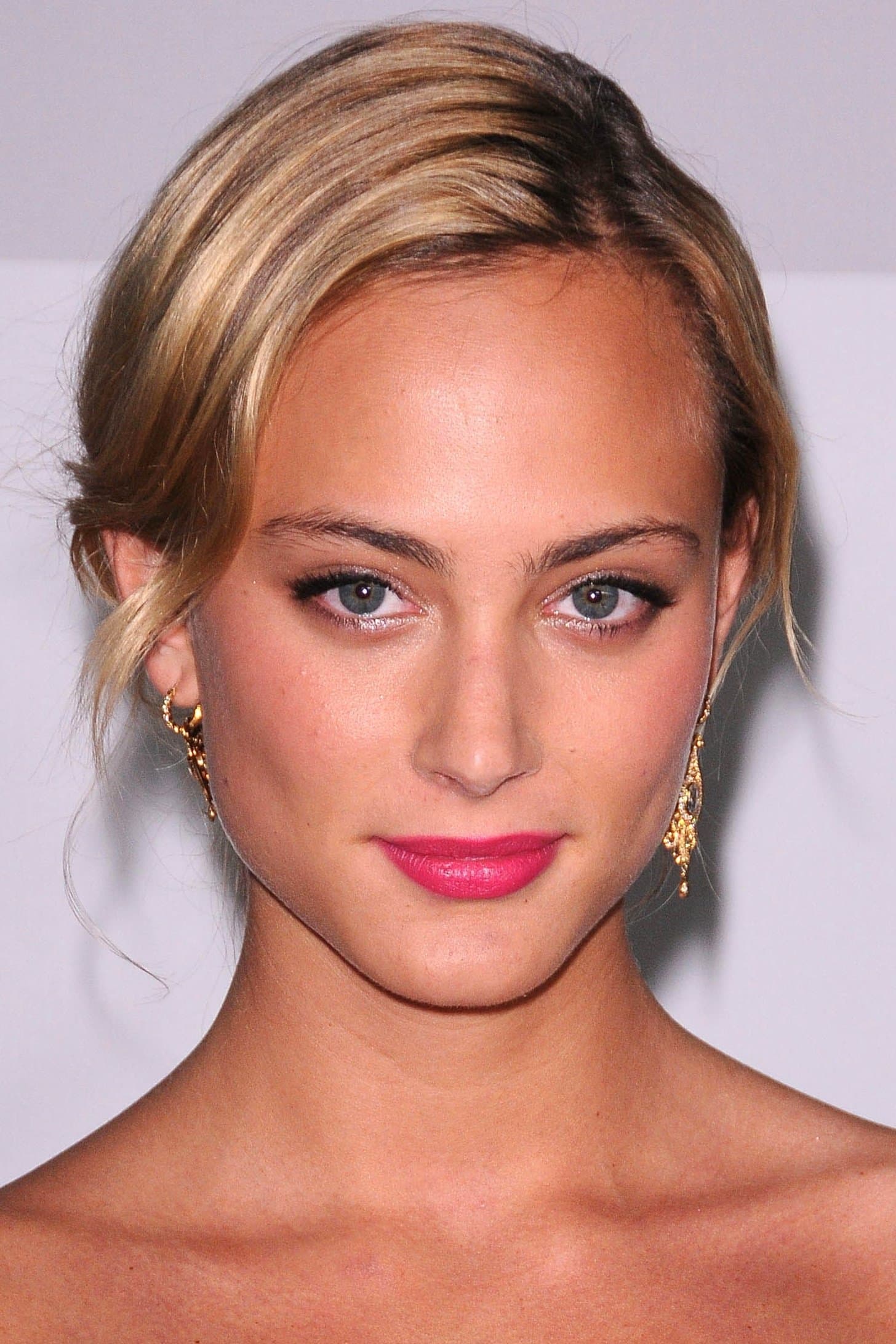 Nora Arnezeder Profile Photo