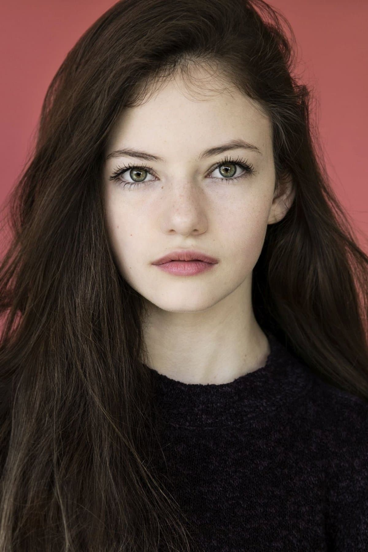 Mackenzie Foy Profile Photo