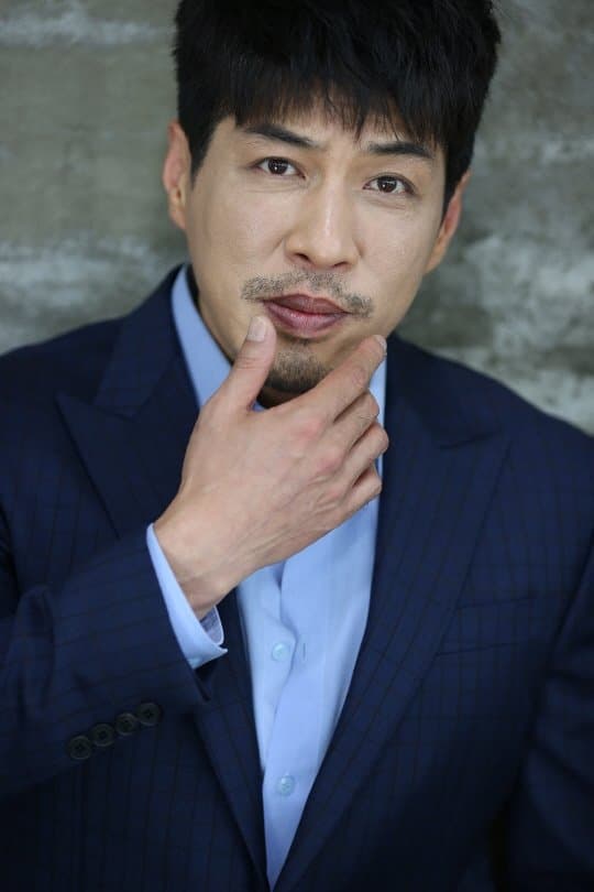 Son Kwang-Eop Profile Photo