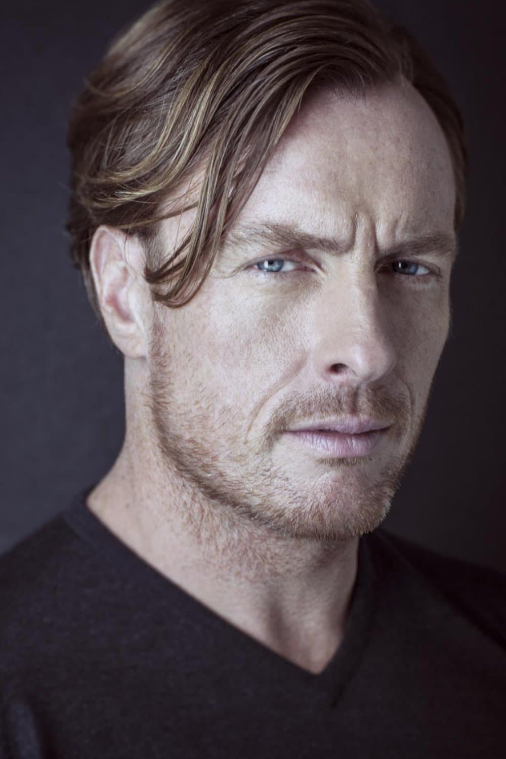 Toby Stephens Profile Photo