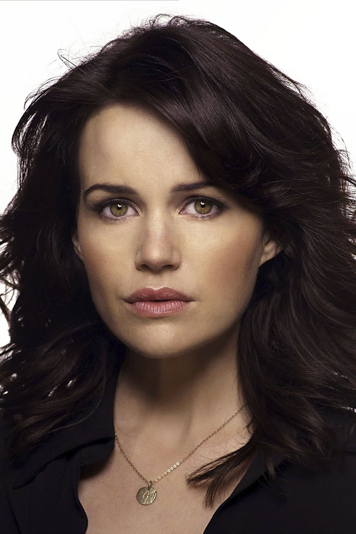 Carla Gugino Profile Photo