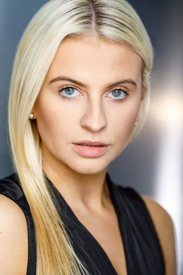 Georgia Woodthorpe Profile Photo