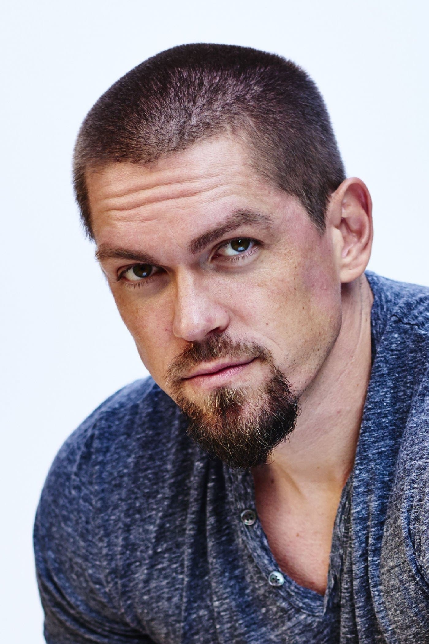 Steve Howey Profile Photo