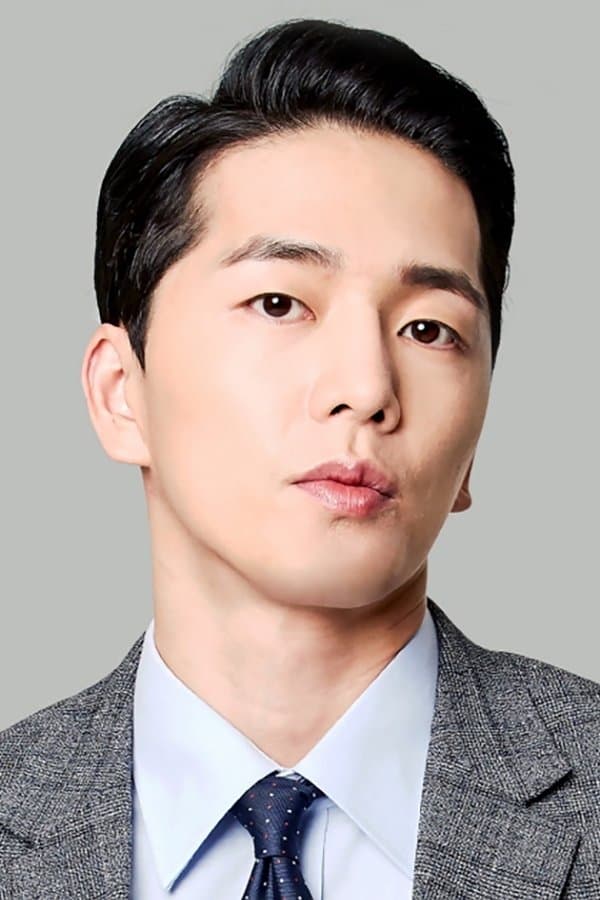 Lee Hyun-jin Profile Photo