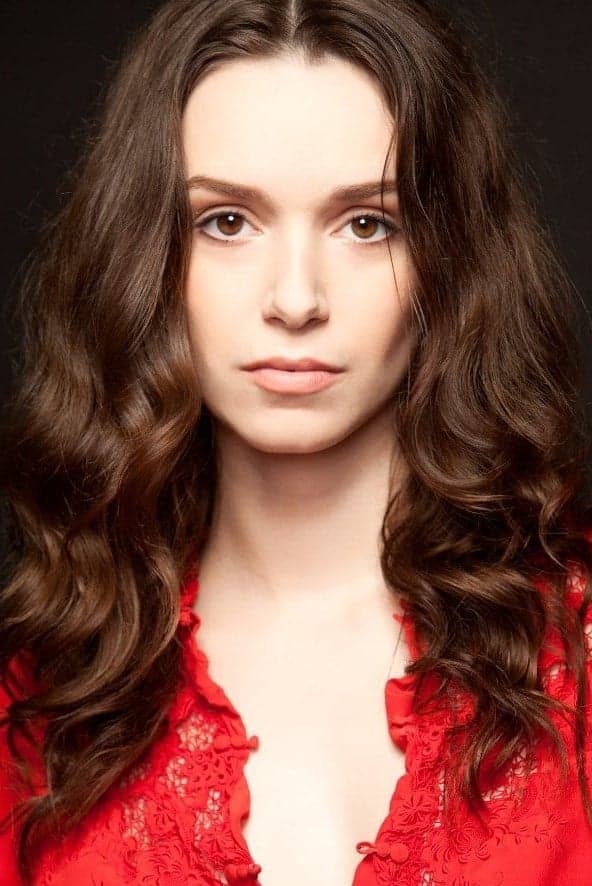 Alex Essoe Profile Photo