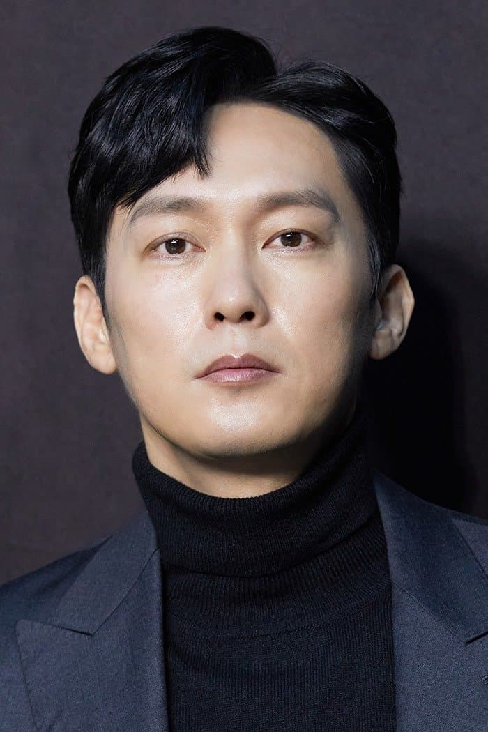 Park Byung-eun Profile Photo