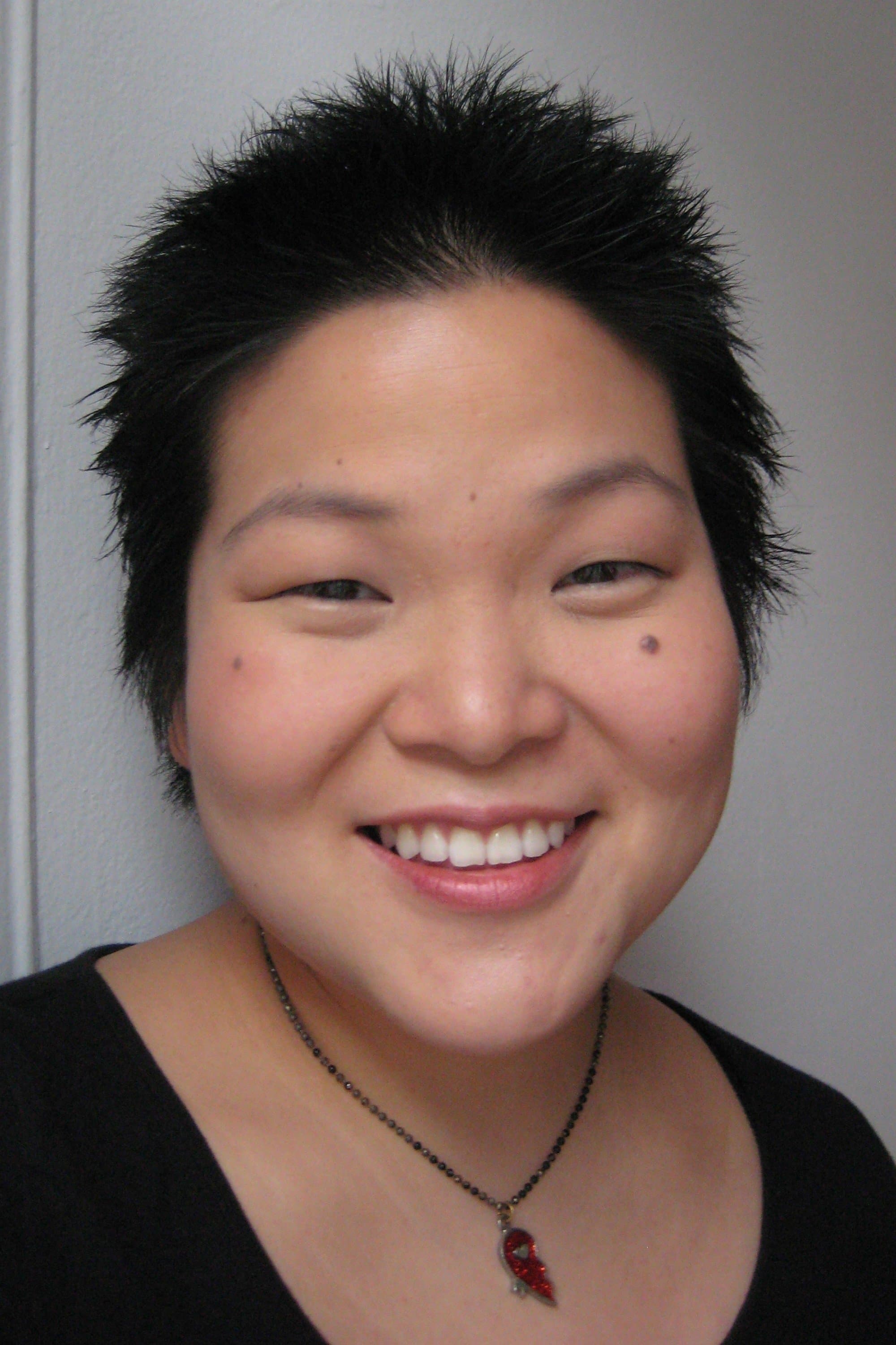 Holly Chou Profile Photo