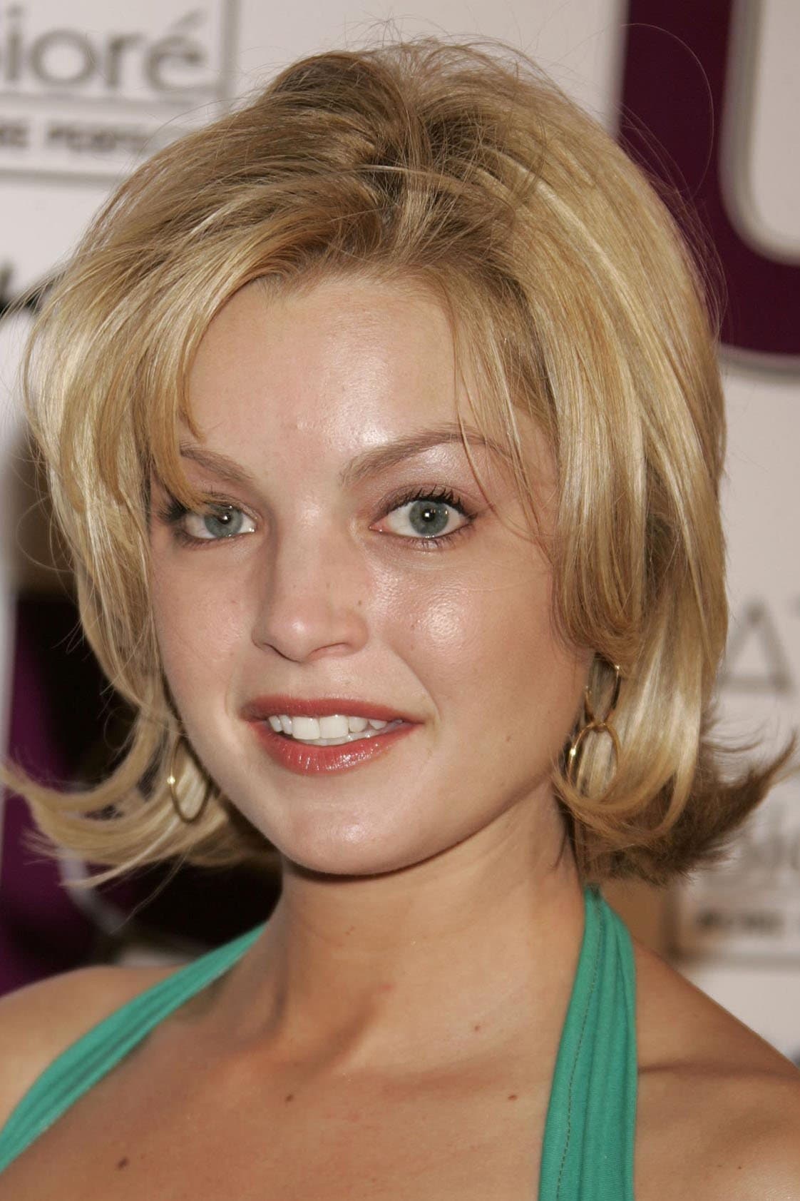 Clare Kramer Profile Photo